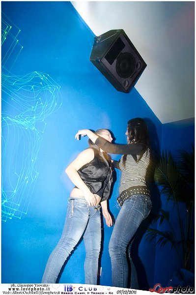 225Teb_Club_Miss Grand Prix_LovePhoto-07122011.jpg